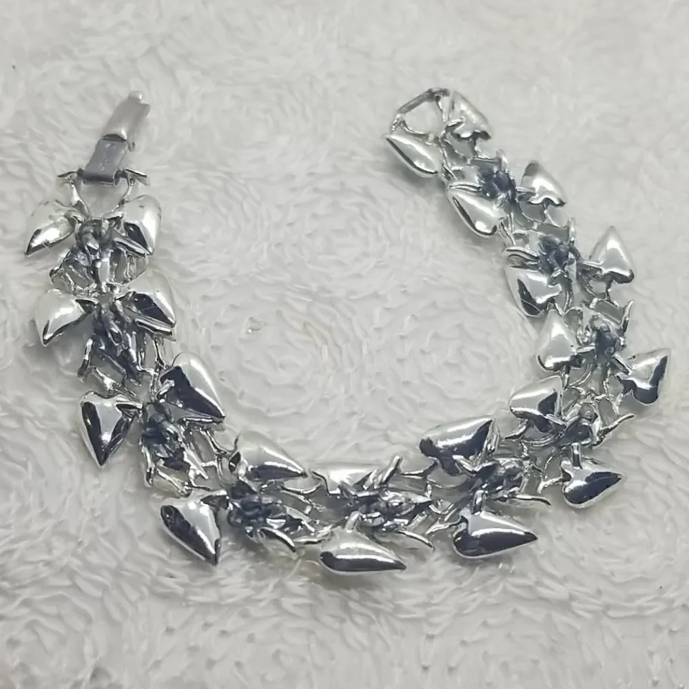 Coro Bracelet Leaf Black White Leaves Enamel Link Vintage Bracelet